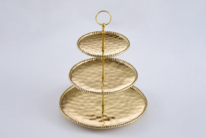 Monaco Cake Stand (3-Tier) – gold porcelain tiered stand by Pampa Bay

Luxury gold titanium 3-tier dessert stand with hammered finish

Elegant porcelain tiered cake stand from Monaco Collection