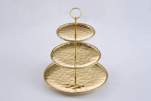 Monaco Cake Stand (3-Tier) – gold porcelain tiered stand by Pampa Bay

Luxury gold titanium 3-tier dessert stand with hammered finish

Elegant porcelain tiered cake stand from Monaco Collection