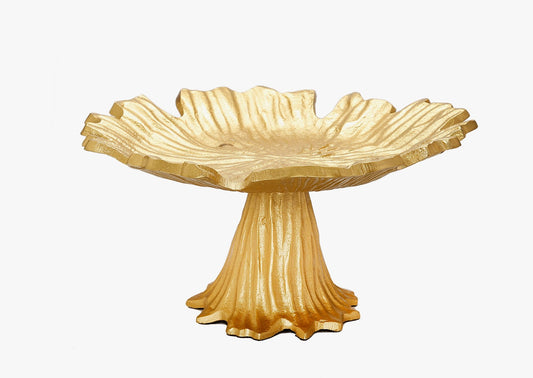 Gold Flower Cake Stand – luxury gold pedestal dessert display
Elegant floral-inspired cake stand with gold petal design
Luxury gold pedestal for cakes, cupcakes, and desserts